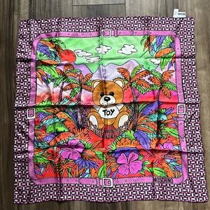 Moschino 100% silk teddy bear scarf in vibrant colours - made in Italy, NWOT